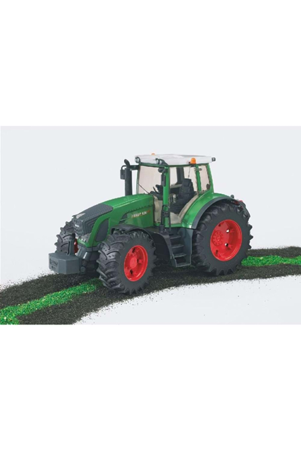 Bruder Fendt 936 Vario Traktör 3 Yaş+ 03040