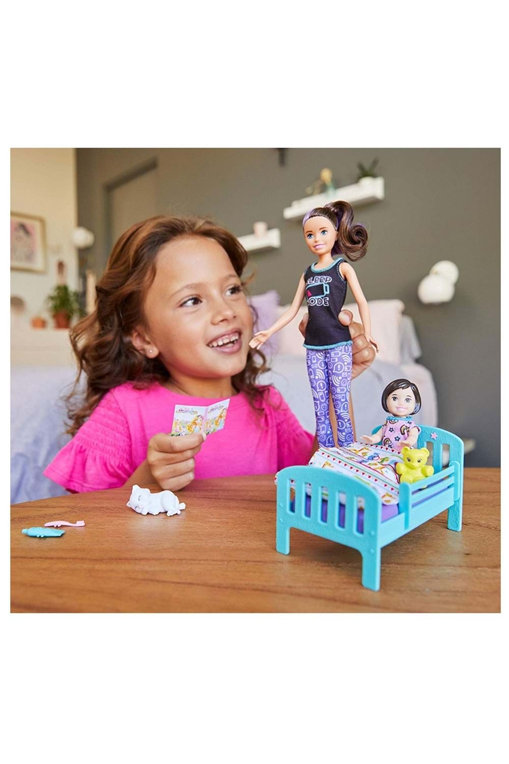 Barbie Bebek Bakıcılığı Oyun Seti GHV88