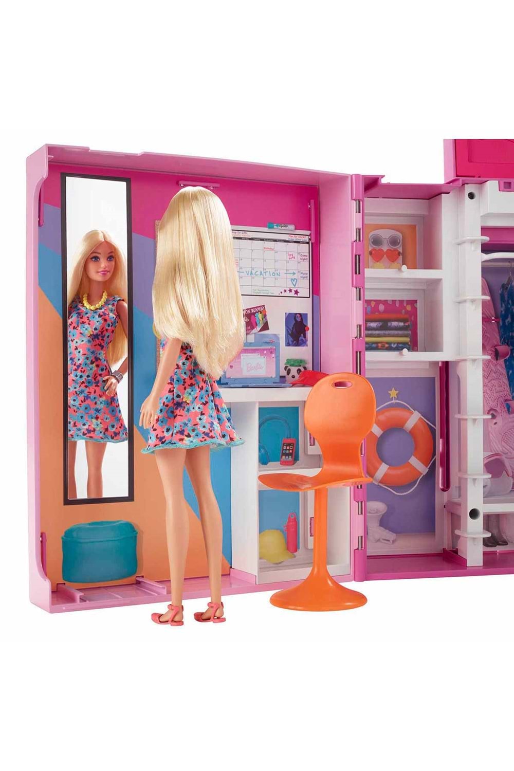 Barbie ve Yeni Rüya Dolabı Oyun Seti HGX57