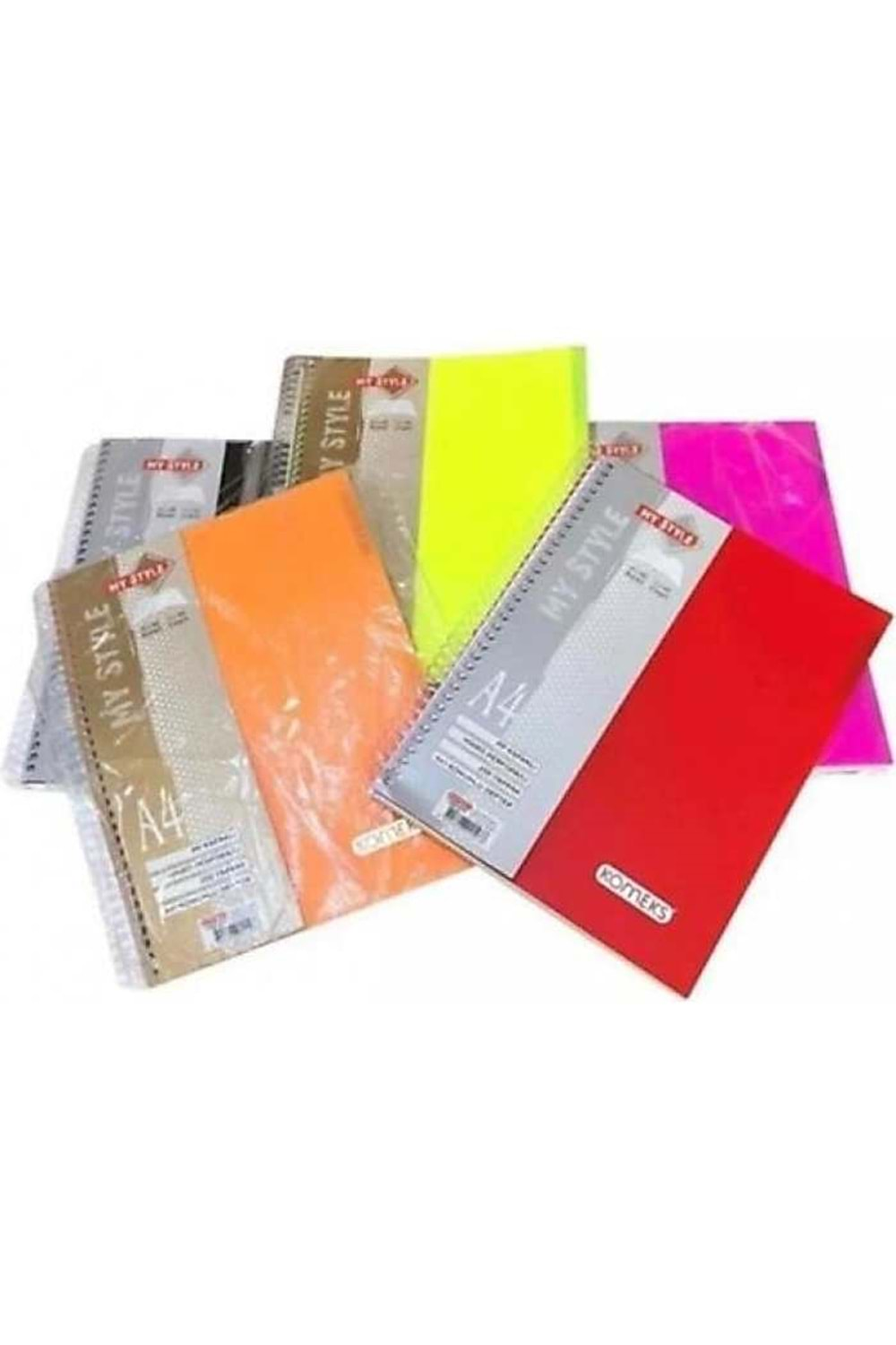 Komeks Ayraçlı Pp Kapak Defter 7+3 A4 300 Yaprak