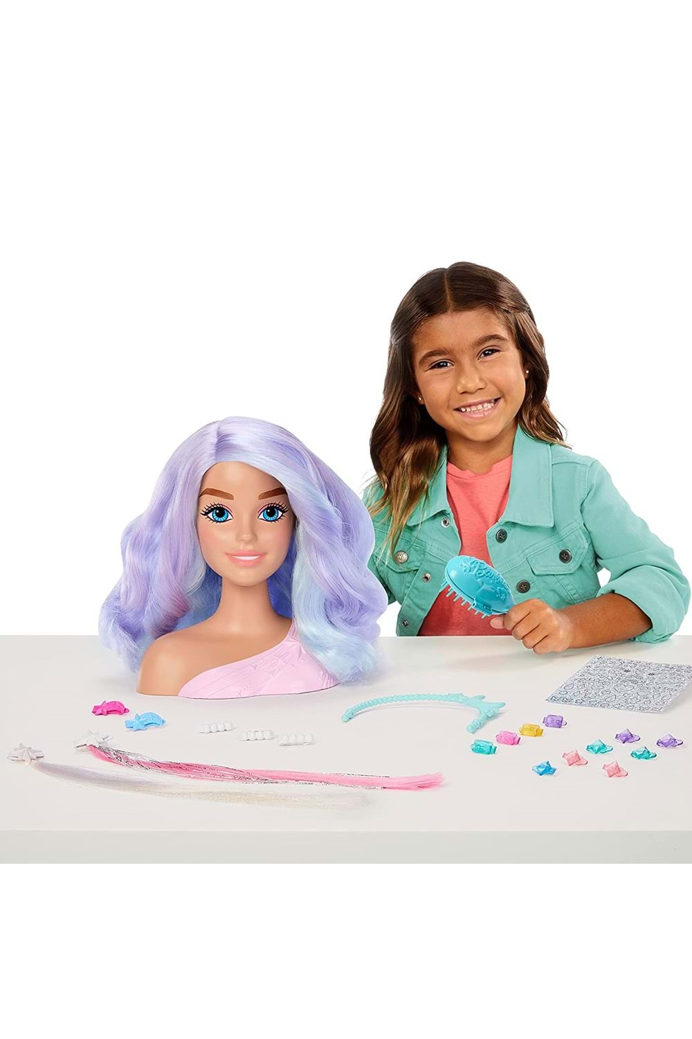 Barbie nin Renkli Saçlı Büstü ve Aksesuarları HMD82