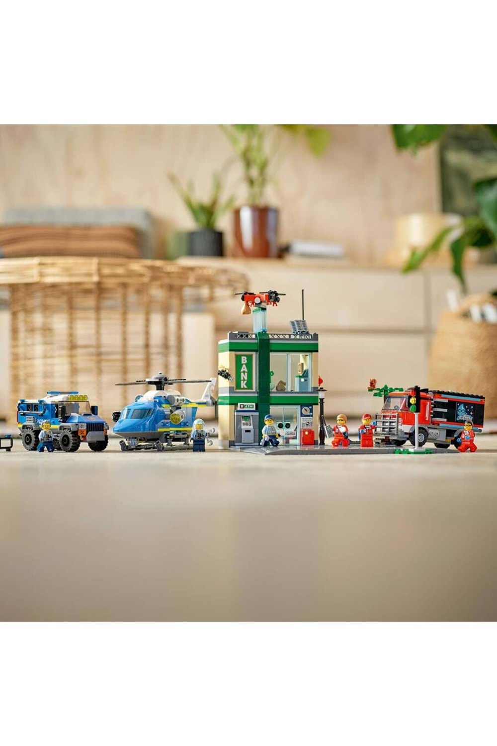 Lego City Bankada Polis Takibi 60317