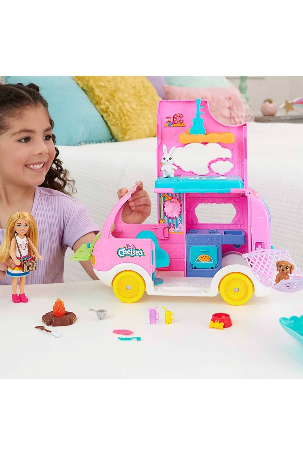 Barbie Chelsea nin Yeni Karavanı HNH90