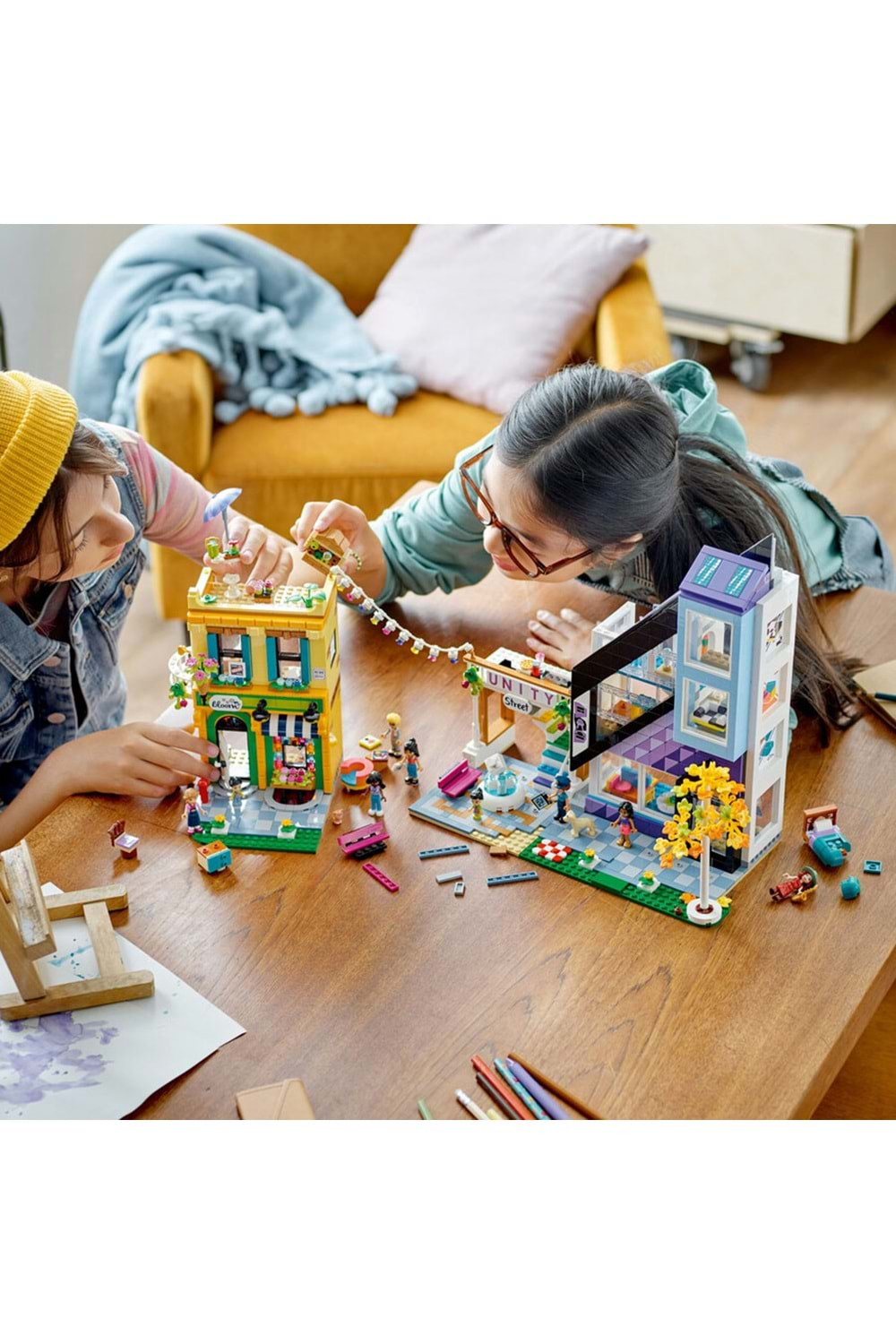 Lego Friends Şehir Merkezi Çiçek ve Tasarım Dükkanları * 41732