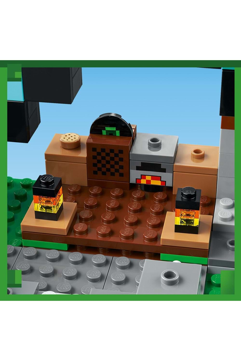 Lego Minecraft Kılıç Üssü 21244