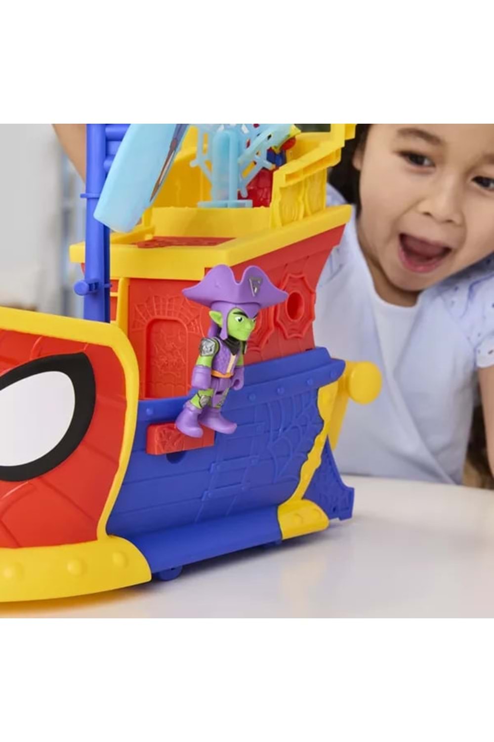 Spidey ve Arkadaşlarının Korsan Gemisi Oyun Seti G0666