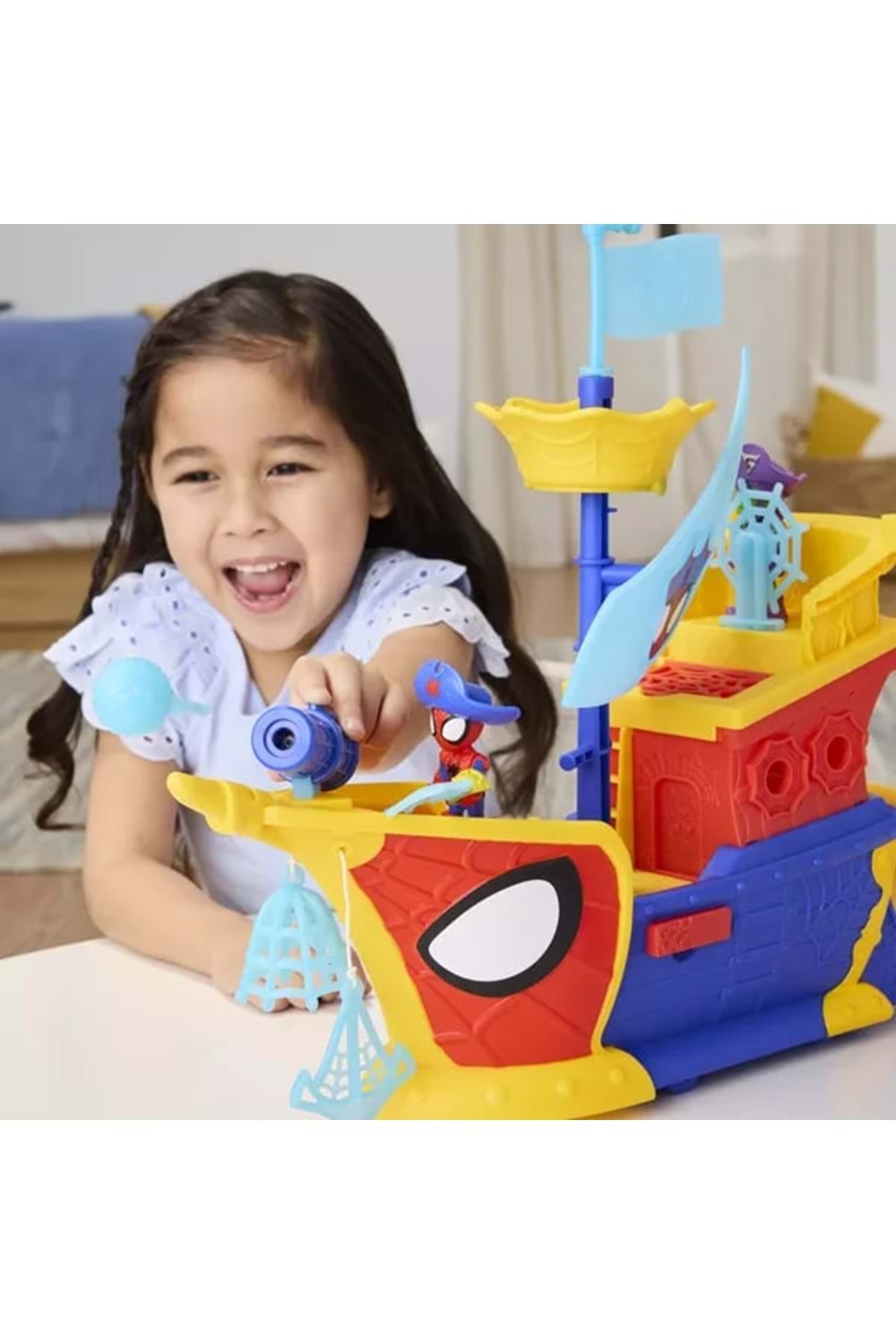 Spidey ve Arkadaşlarının Korsan Gemisi Oyun Seti G0666