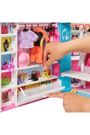Barbie Rüya Dolabı GBK10