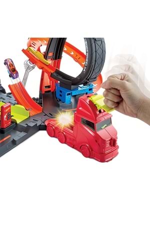 Hot Wheels Zehirli Goril Saldırısı GTT94