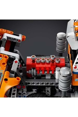 LEGO Technic Ağır Yük Çekici Kamyonu 42128