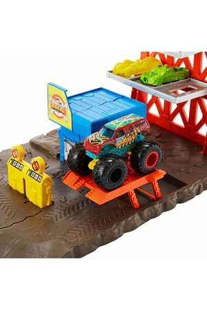 Hot Wheels Monster Trucks Patlama İstasyonu Oyun Seti HFB12