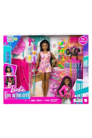 Barbie Brooklyn Eğlenceli Saçlar HHM39