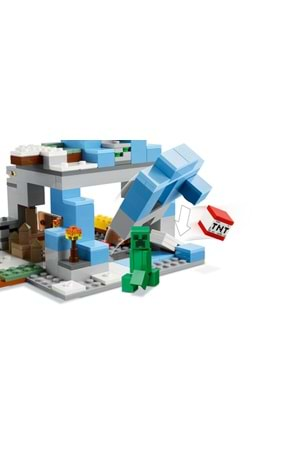 Lego Minecraft Donmuş Tepeler 21243