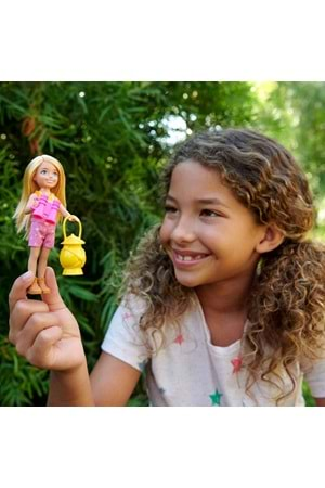 Barbie Chelsea nin Kamp Macerası Oyun Seti HDF77