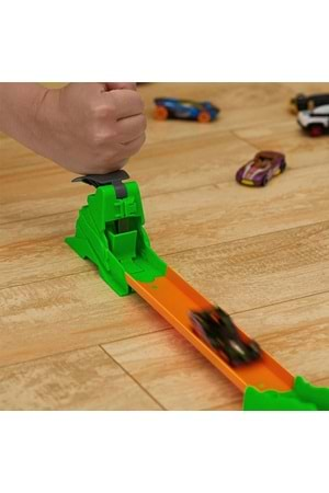 Hot Wheels Track Builder Heyecanlı Atlayış Akrobasi Seti HKX47