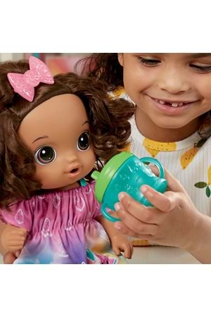 Baby Alive Bebeğimle Eğlenceli Yudumlar Esmer F7357