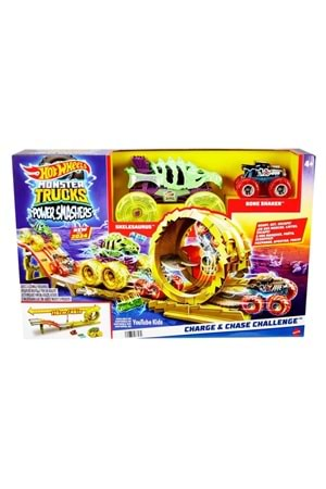 Hot Wheels Monster Trucks Charge Chase Challenge HXT05