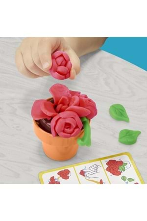 Play Doh Renkli Çiçekler Botanik Oyun Seti G0492