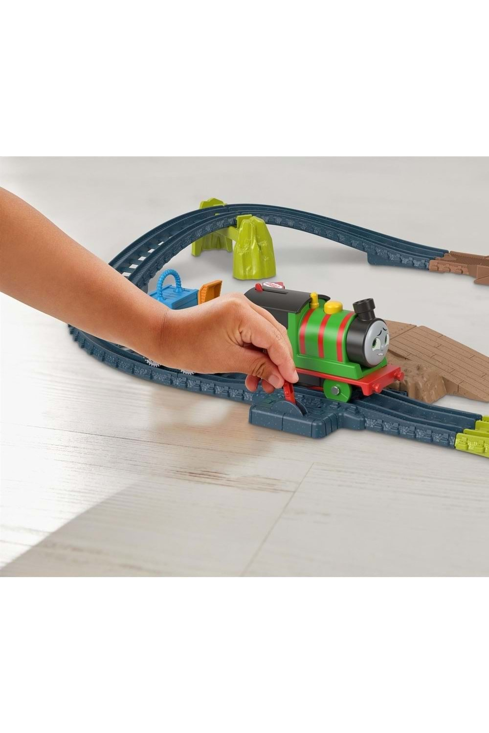 Thomas Friends Motorlu Tren Percy Mission HGY80