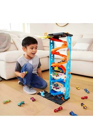 Hot Wheels Heyecanlı Yarış Kulesi HKX43