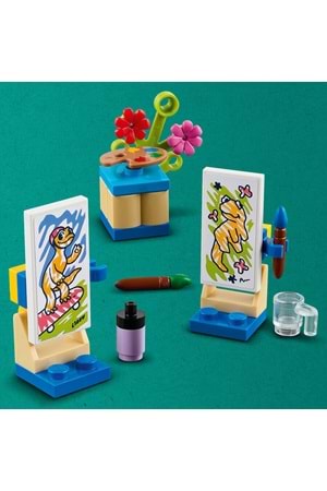 Lego Friends Liann nın Odası 41739