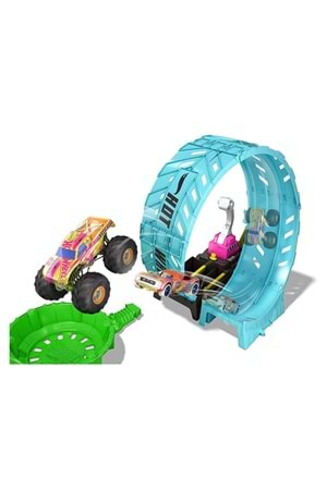 Hot Wheels Monster Trucks Karanlıkta Parlayan Çemberde Yarış HBN02